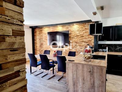 Maison - 82 m² - 4 pièces