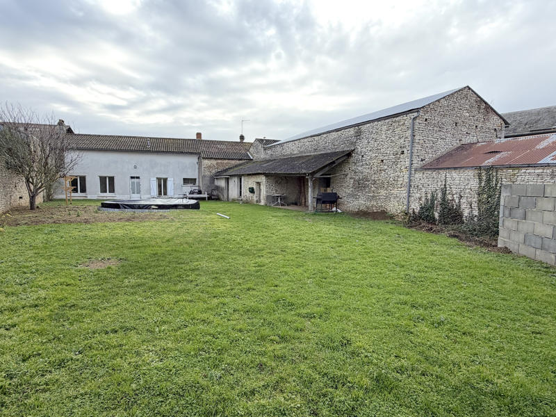 Maison - 150 m² - 6 pièces