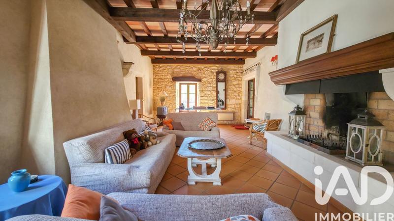 Maison - 360 m² - 12 pièces