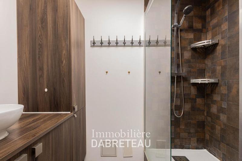 Appartement - 84 m² - 4 pièces