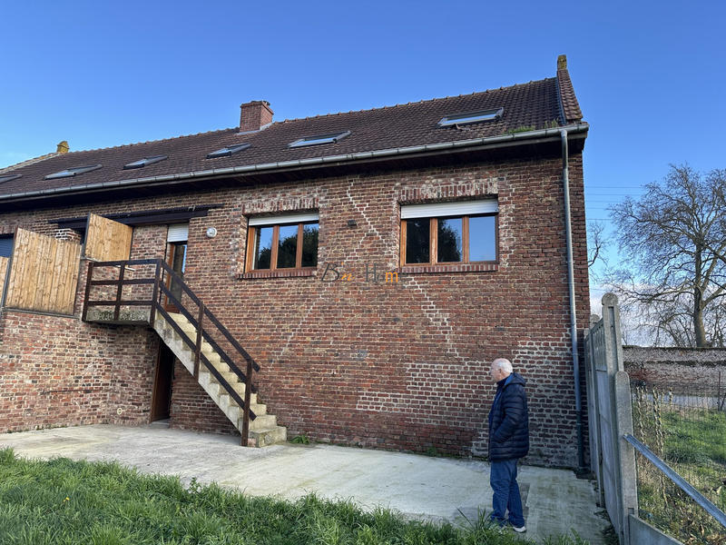 Maison - 121 m² - 5 pièces