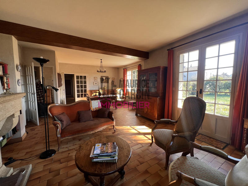 Maison traditionnelle - 174 m² - 8 pièces