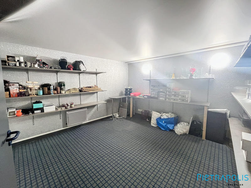 Fonds de commerce - Local commercial - 105 m²