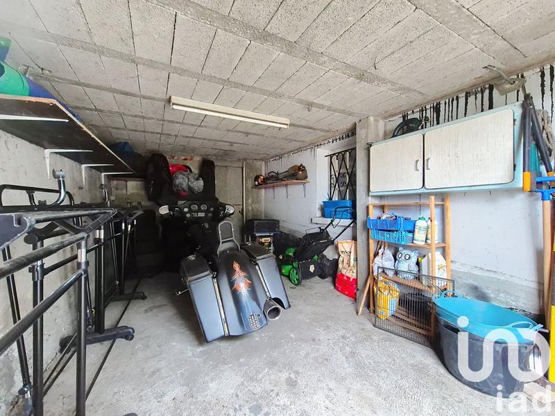 Maison - 240 m² - 10 pièces