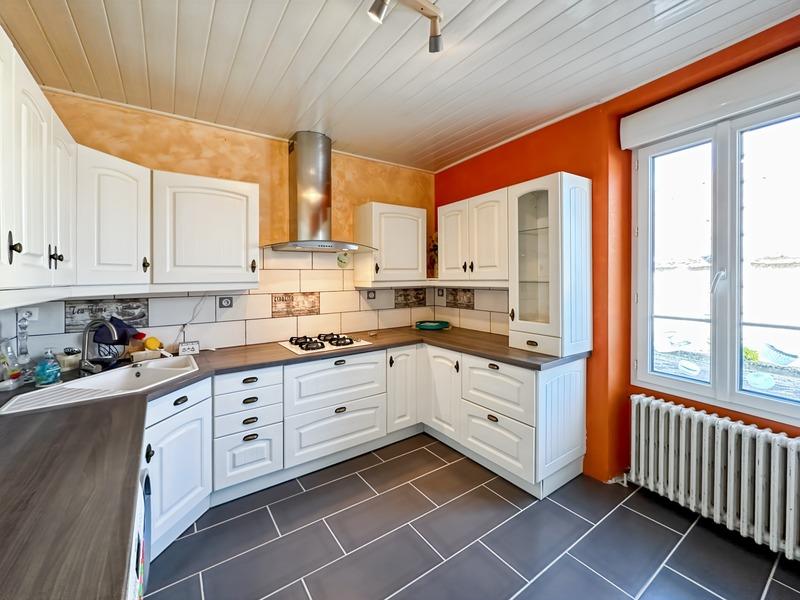 Maison - 190 m² - 7 pièces