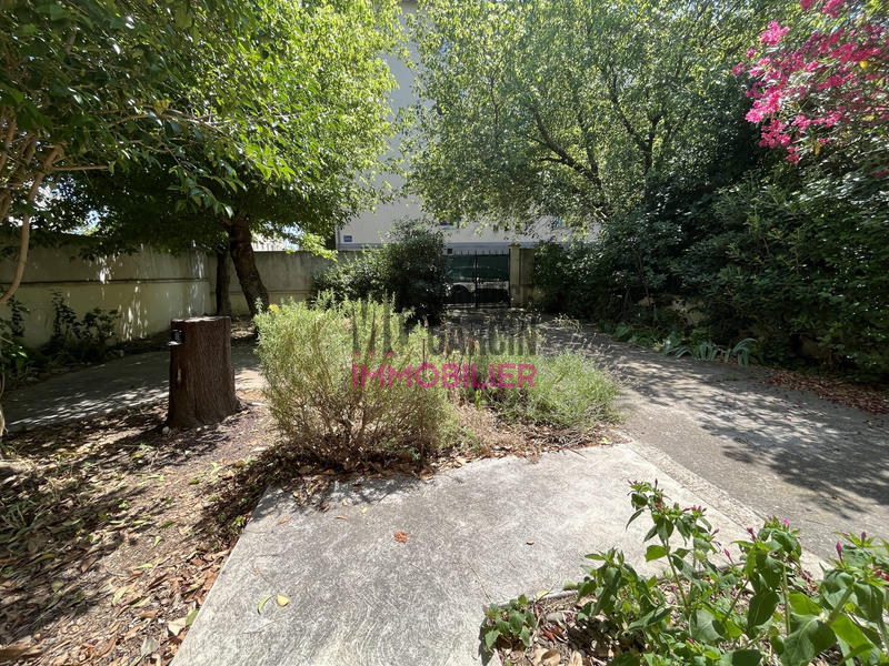 Appartement - 77 m² - 4 pièces