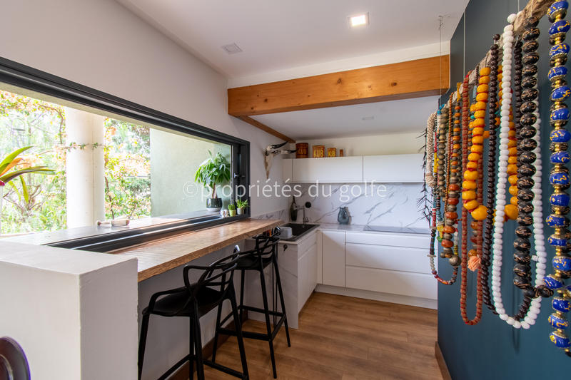 Maison - 169 m² - 6 pièces