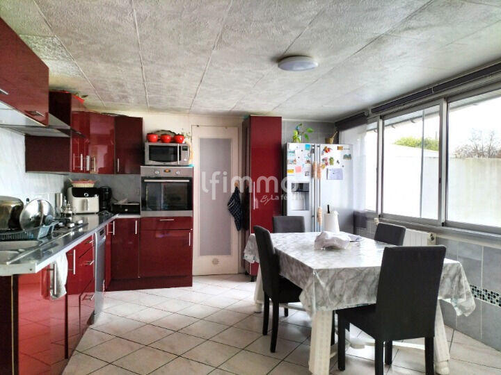 Maison - 115 m² - 5 pièces