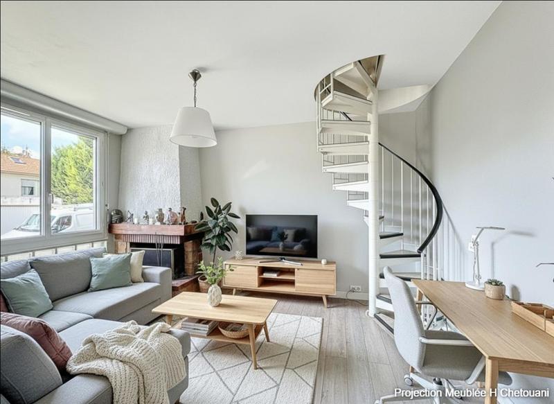 Maison - 101 m² - 5 pièces