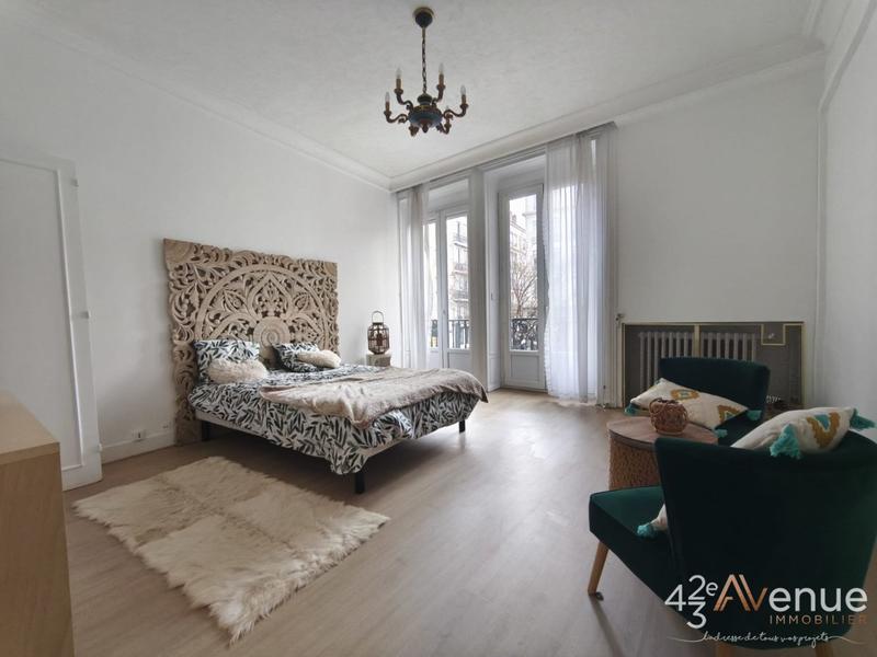 Appartement - 139 m² - 4 pièces