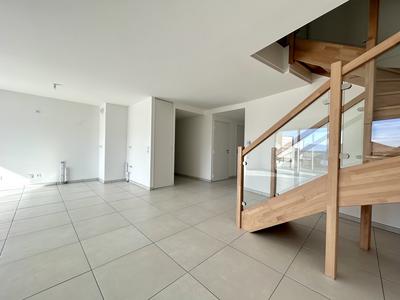 Duplex - 114 m² - 5 pièces