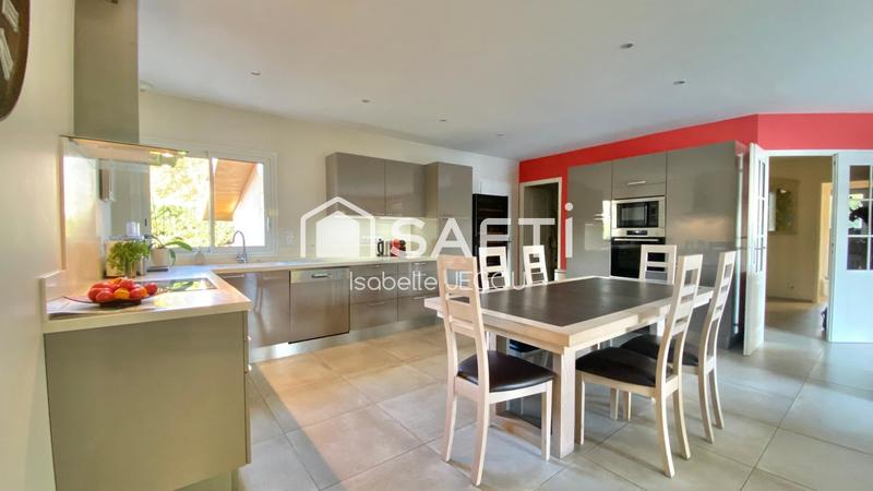 Villa - 150 m² - 7 pièces