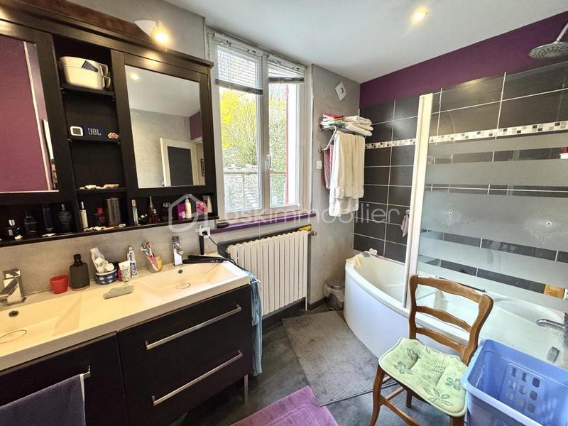 Maison - 140 m² - 8 pièces