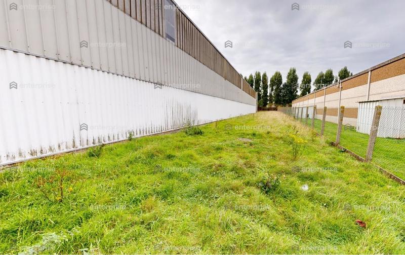 Local d'activité / Entrepôt - 2 160 m²