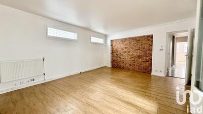 Appartement - 93 m² - 5 pièces