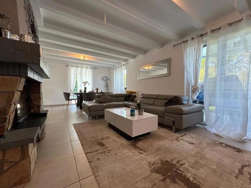 Maison - 128 m² - 6 pièces