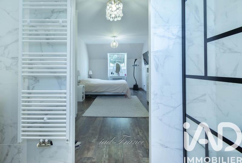 Maison - 134 m² - 5 pièces