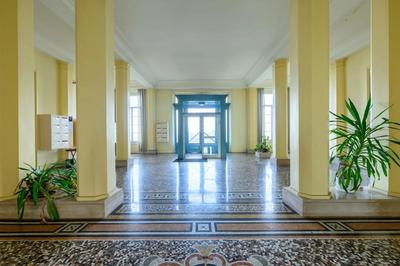 Appartement - 177 m² - 6 pièces