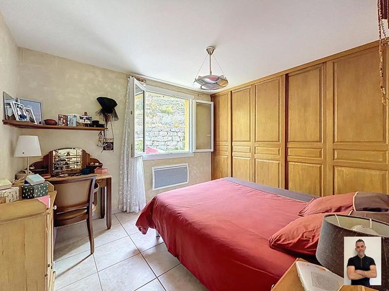 Maison - 200 m² - 6 pièces