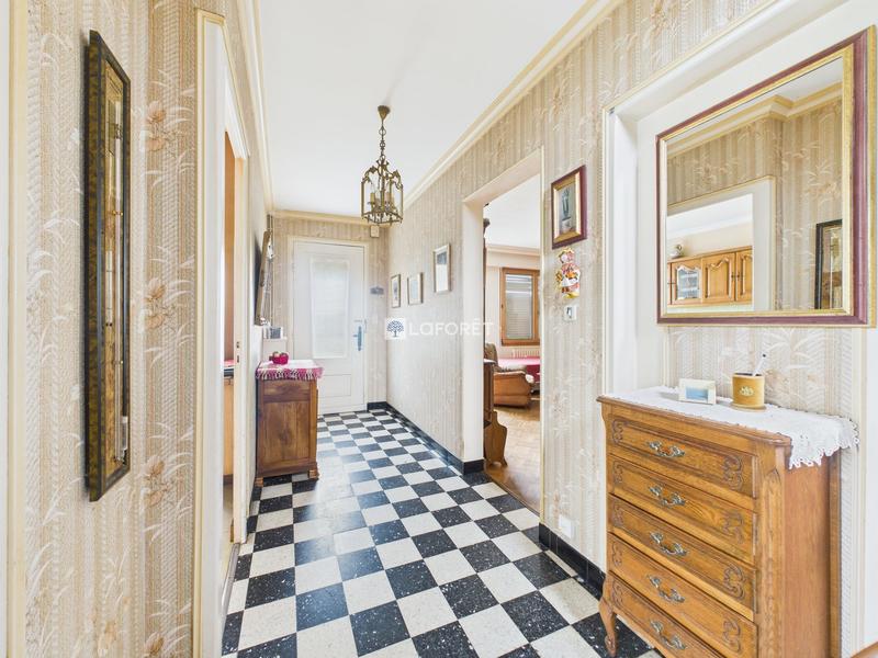 Maison - 120 m² - 7 pièces