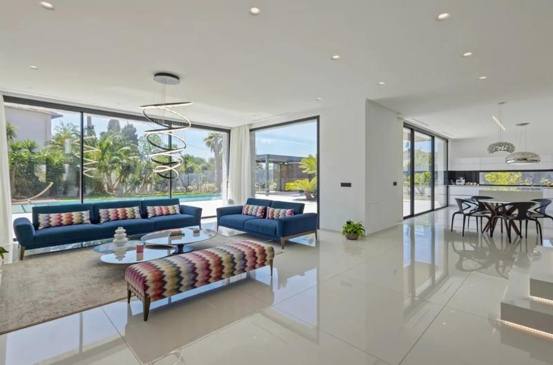 Villa - 350 m² - 7 pièces