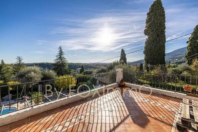 Villa - 195 m² - 8 pièces