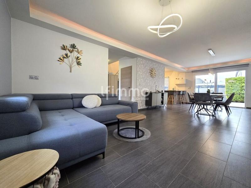 Maison - 138 m² - 6 pièces