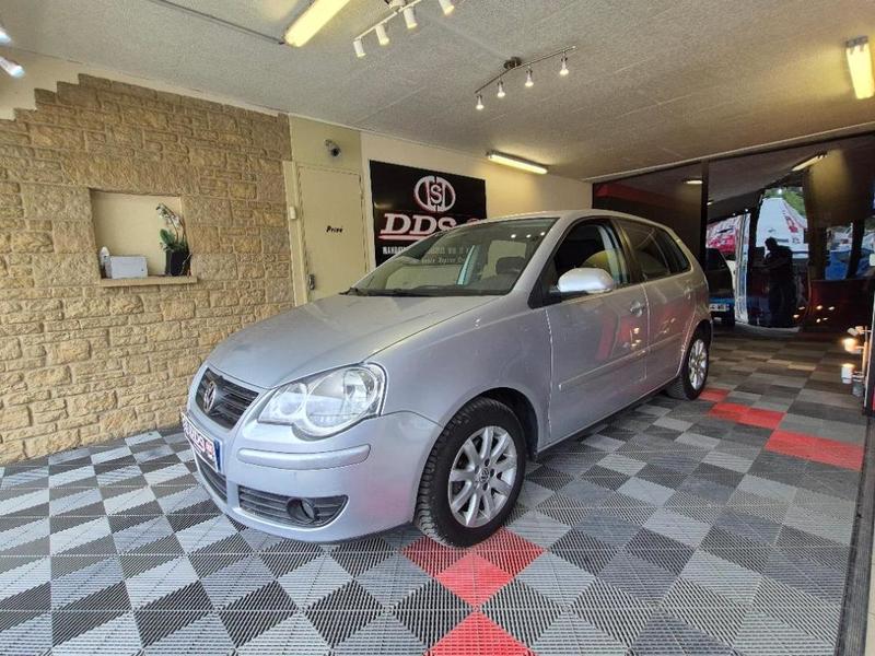 Volkswagen Polo Toit Ouvrant 75 Cv Clim Ct Ok