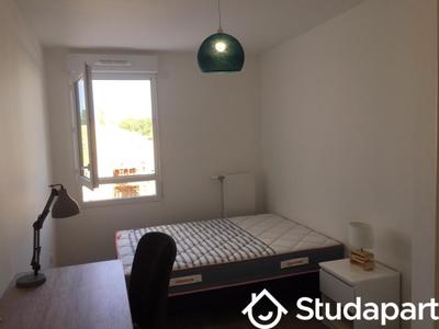 Chambre - 12 m² - 1 pièce