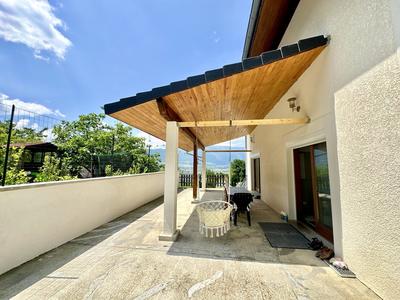 Maison contemporaine - 141 m² - 6 pièces