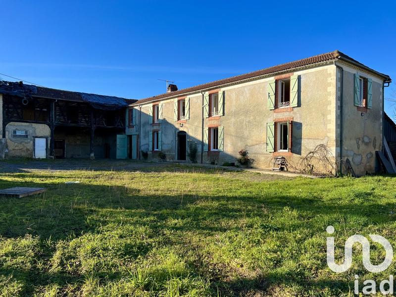 Maison - 260 m² - 7 pièces