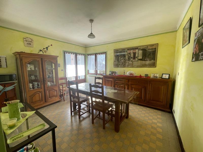 Maison - 148 m² - 6 pièces