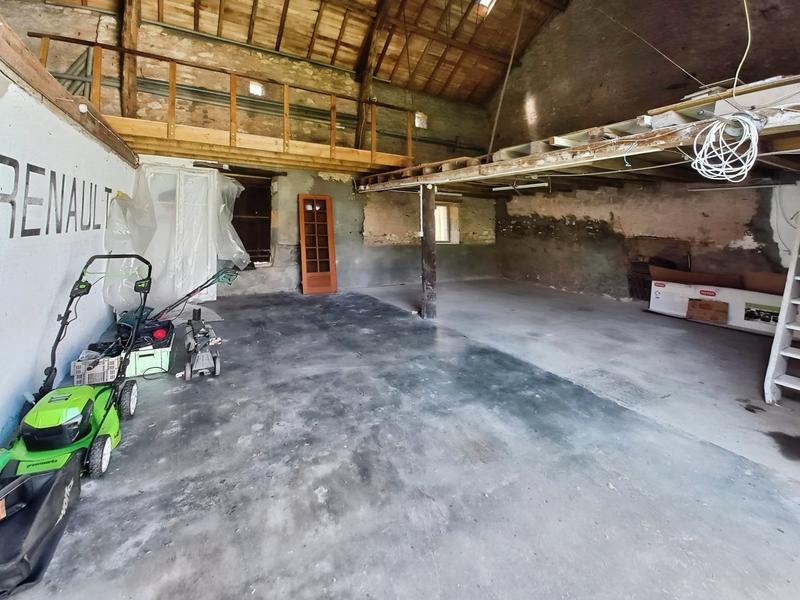 Maison - 181 m² - 6 pièces