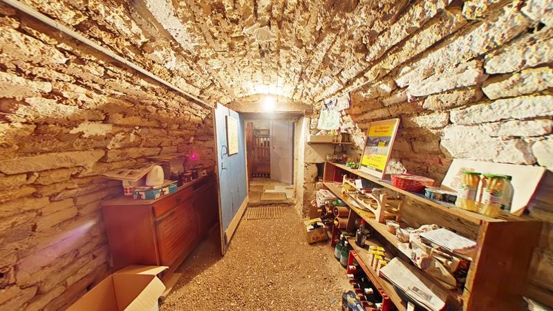 Maison - 200 m² - 7 pièces