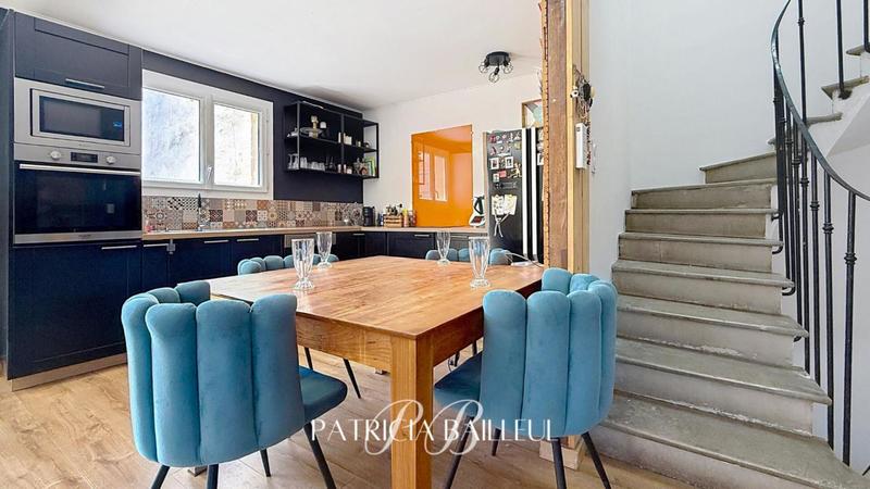 Maison - 145 m² - 5 pièces