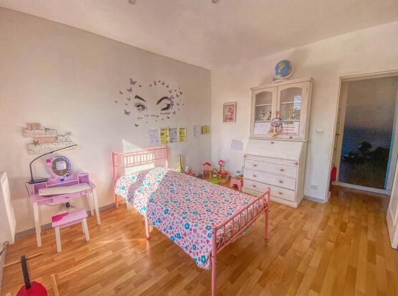 Maison - 151 m² - 6 pièces