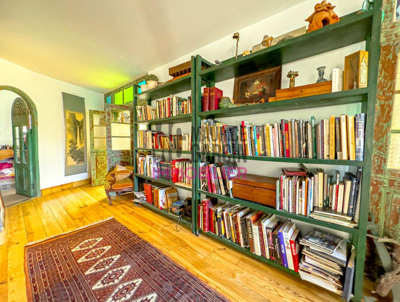 Maison - 228 m² - 5 pièces