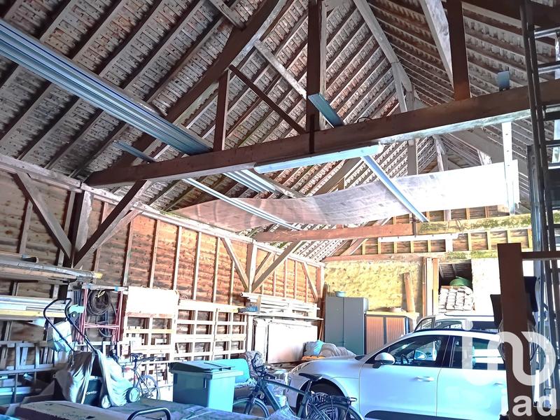 Maison - 205 m² - 9 pièces