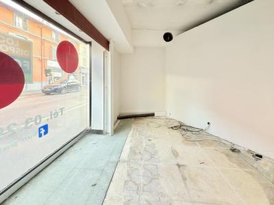 Local commercial - 98 m²