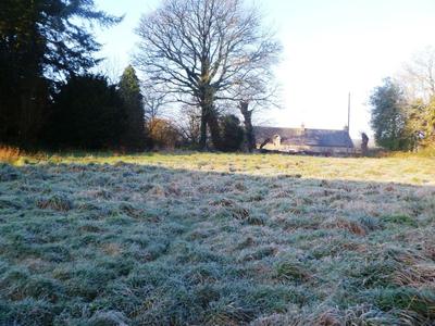 Terrain constructible - 1 300 m²