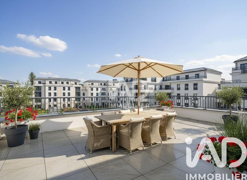 Appartement - 102 m² - 5 pièces