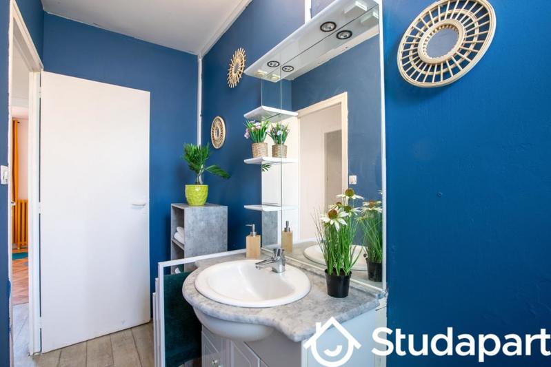 Chambre - 15 m² - 1 pièce