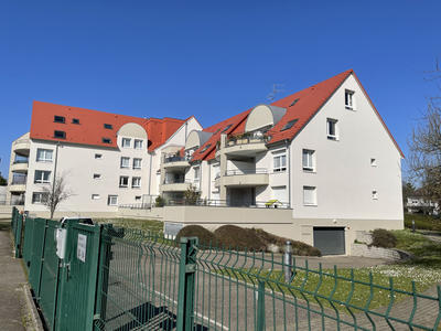 Appartement - 75 m² - 3 pièces