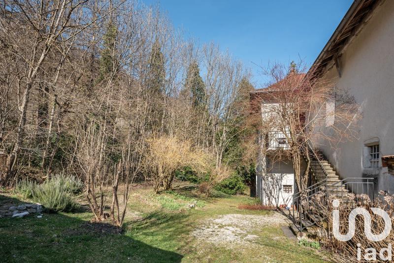 Maison - 500 m² - 18 pièces