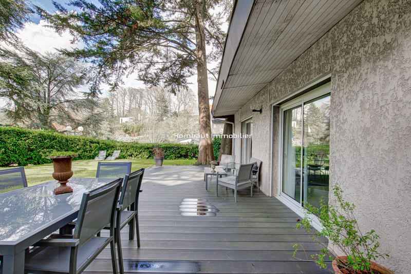 Maison - 160 m² - 7 pièces