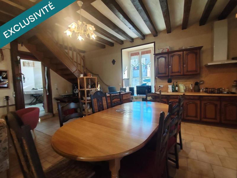 Maison - 94 m² - 5 pièces