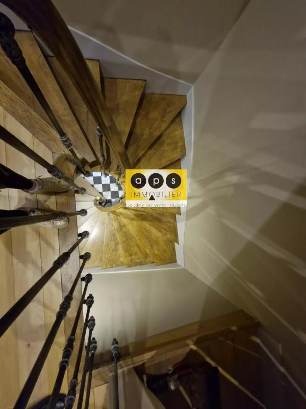 Maison de ville - 200 m² - 8 pièces