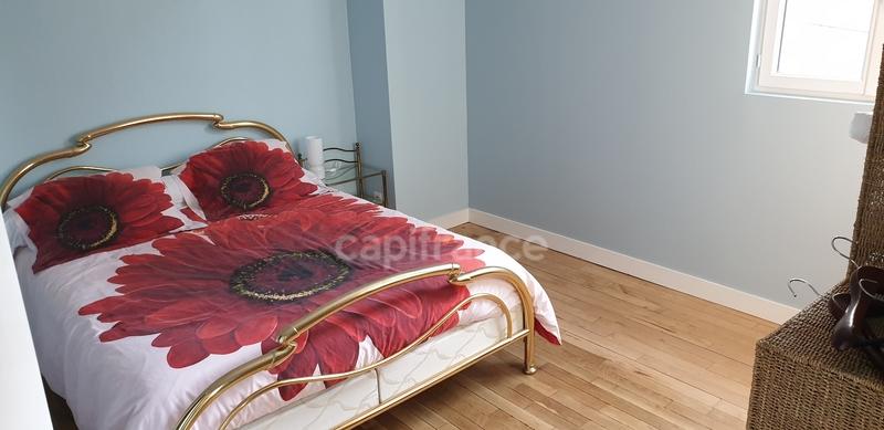 Maison - 204 m² - 6 pièces