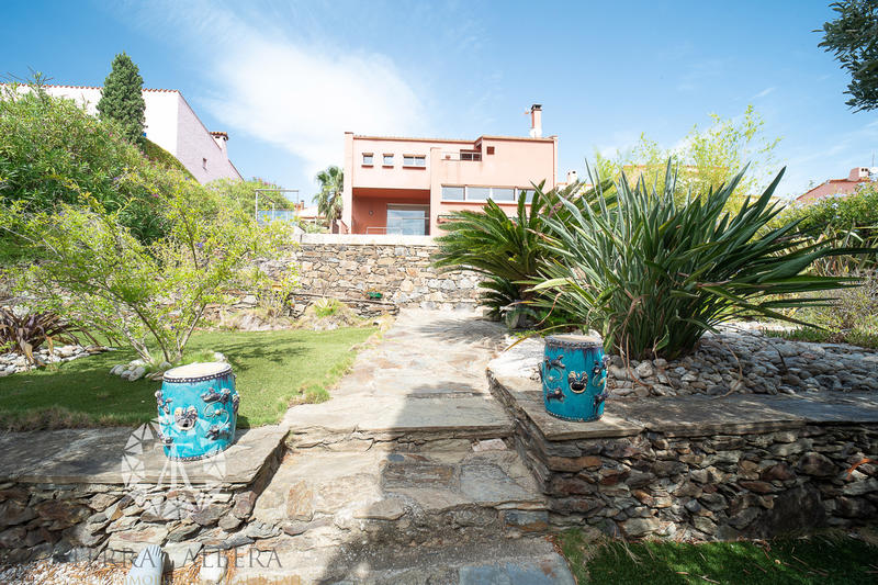 Villa - 165 m² - 4 pièces