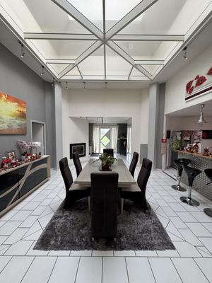 Maison - 166 m² - 5 pièces
